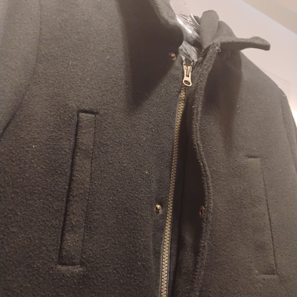 London Fog Black Hooded Jacket Gold Buttons Children’s Winter Coat Size XL14/16 - Picture 4 of 7